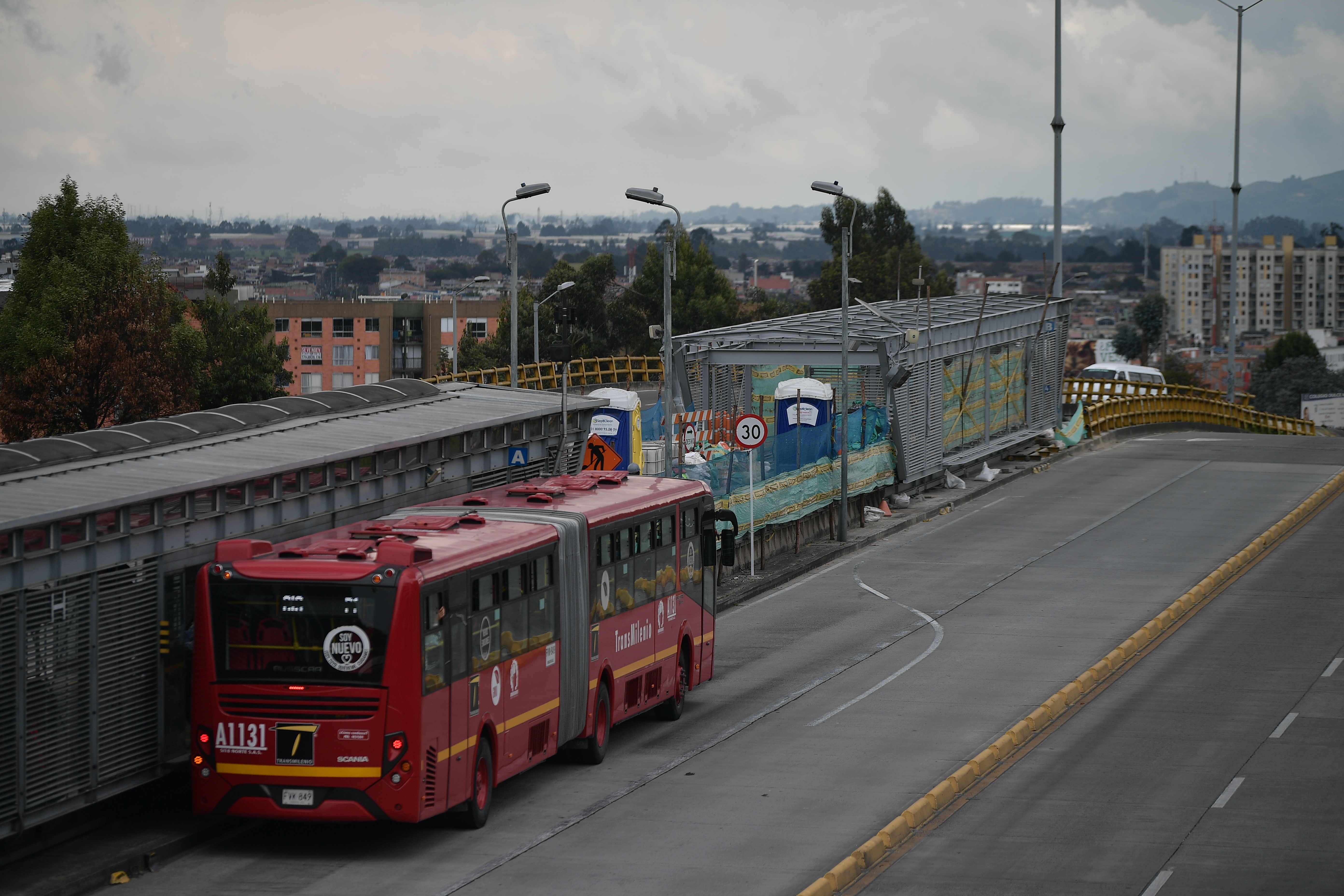 Policía de Bogotá incautó 433 armas blancas en Transmilenio en una semana