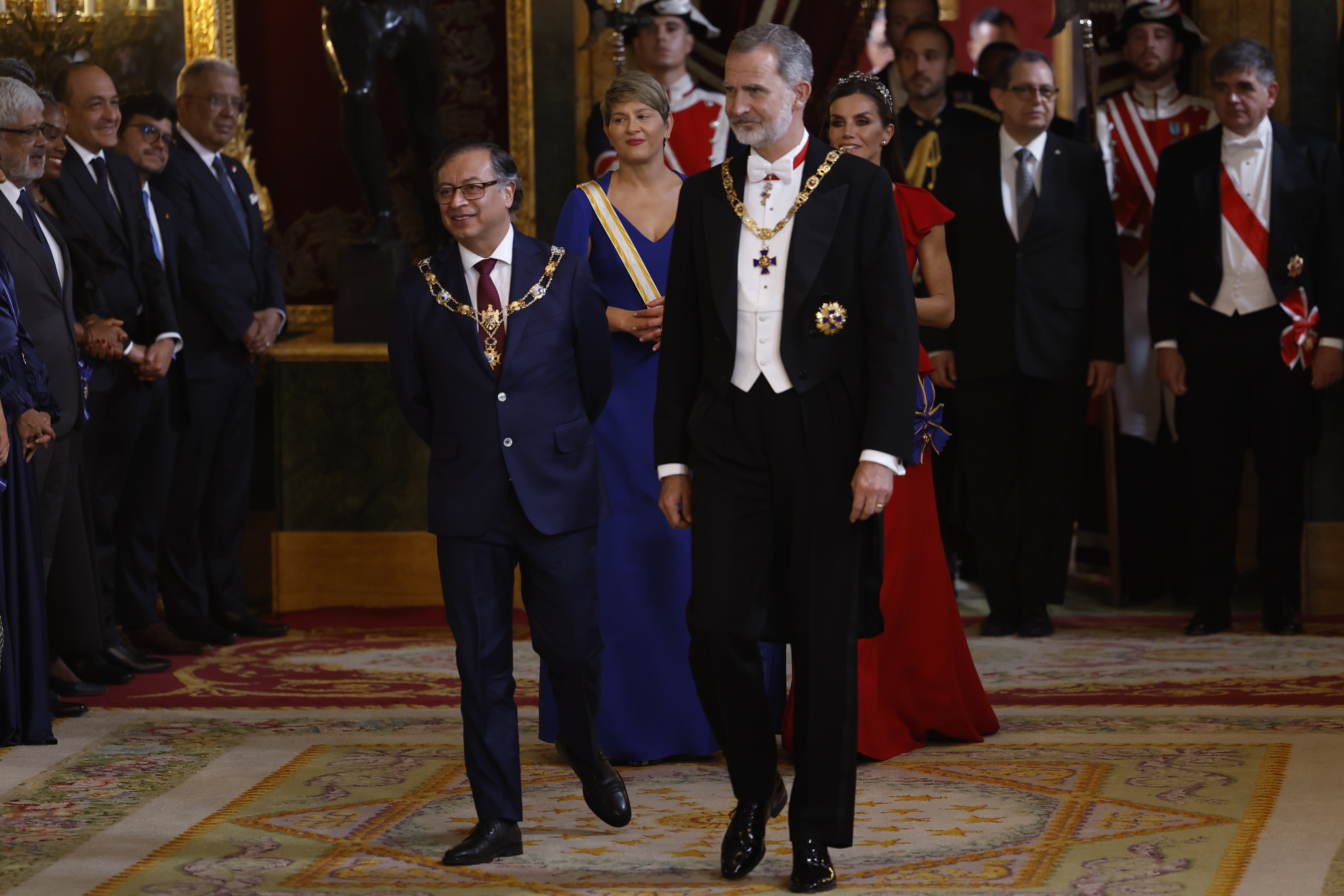 Más allá de los tenis y el frac: la primera jornada de gobierno Petro en España