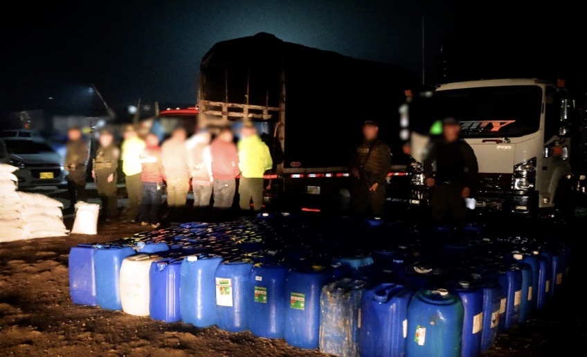 Incautan en la vía Bogotá-Villavicencio insumos para producir 70 toneladas de cocaína
