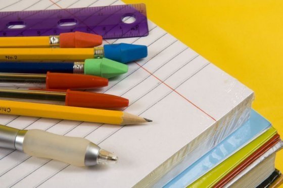 Multas de hasta $120 millones para colegios que pidan útiles inútiles