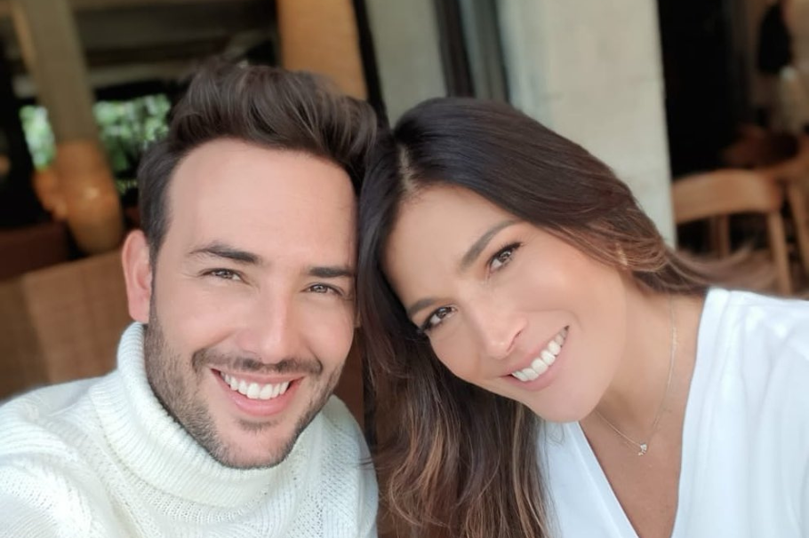 Sebastián Martínez mostró el romántico gesto con el que enamora a Kathy Sáenz