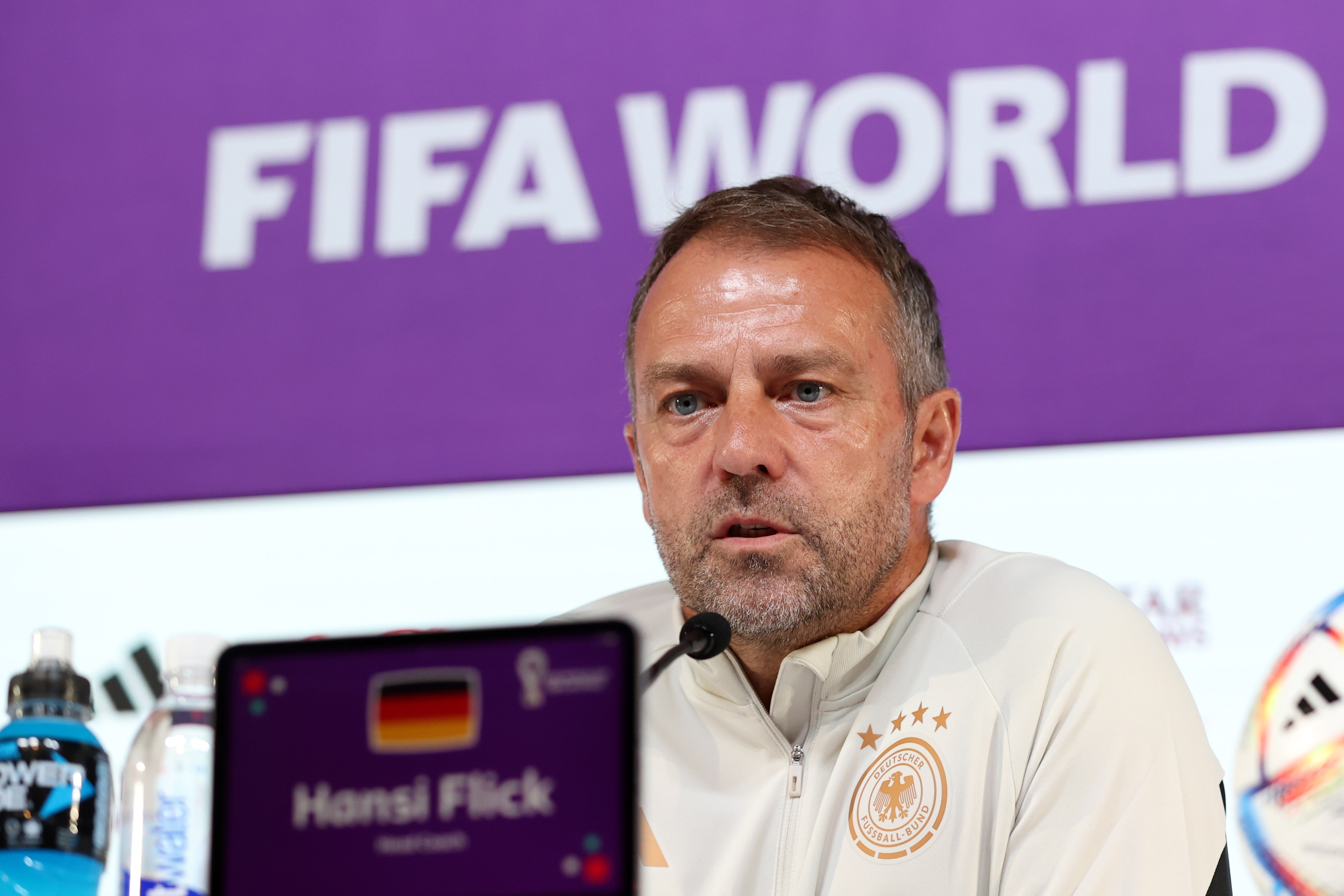 Doha (Qatar), 26/11/2022.- German national team head coach Hansi Flick attends a press conference at the Qatar National Convention Center (QNCC) in Doha, Qatar, 26 November 2022. Germany will face Spain in the FIFA World Cup 2022 on 27 November. (Mundial de Fútbol, Alemania, España, Catar) EFE/EPA/ABEDIN TAHERKENAREH