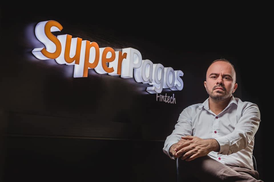 Baudoin Pineda es el CEO Super Pagos.