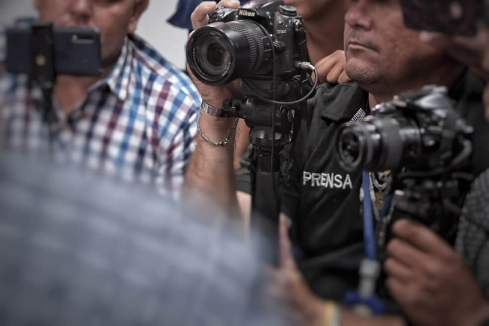Imagen de referencia. El grupo armado ilegal publicó un panfleto en el que cuestionaba el trabajo del periodista. 