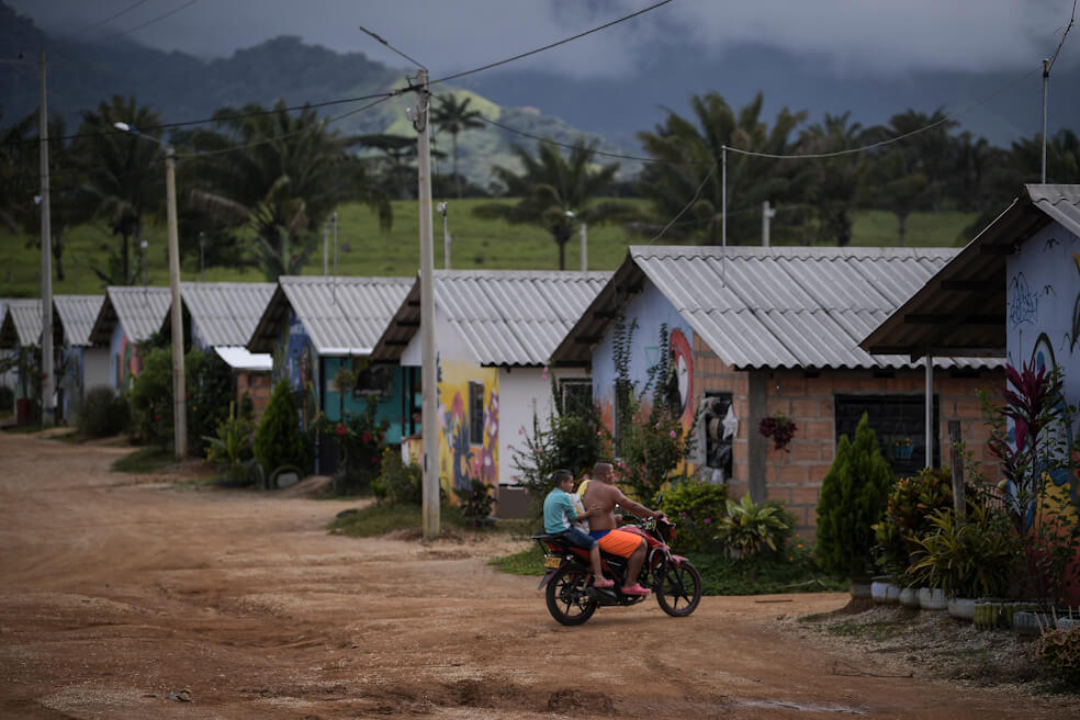 Hay que frenar la estigmatización para evitar más asesinatos: Farc