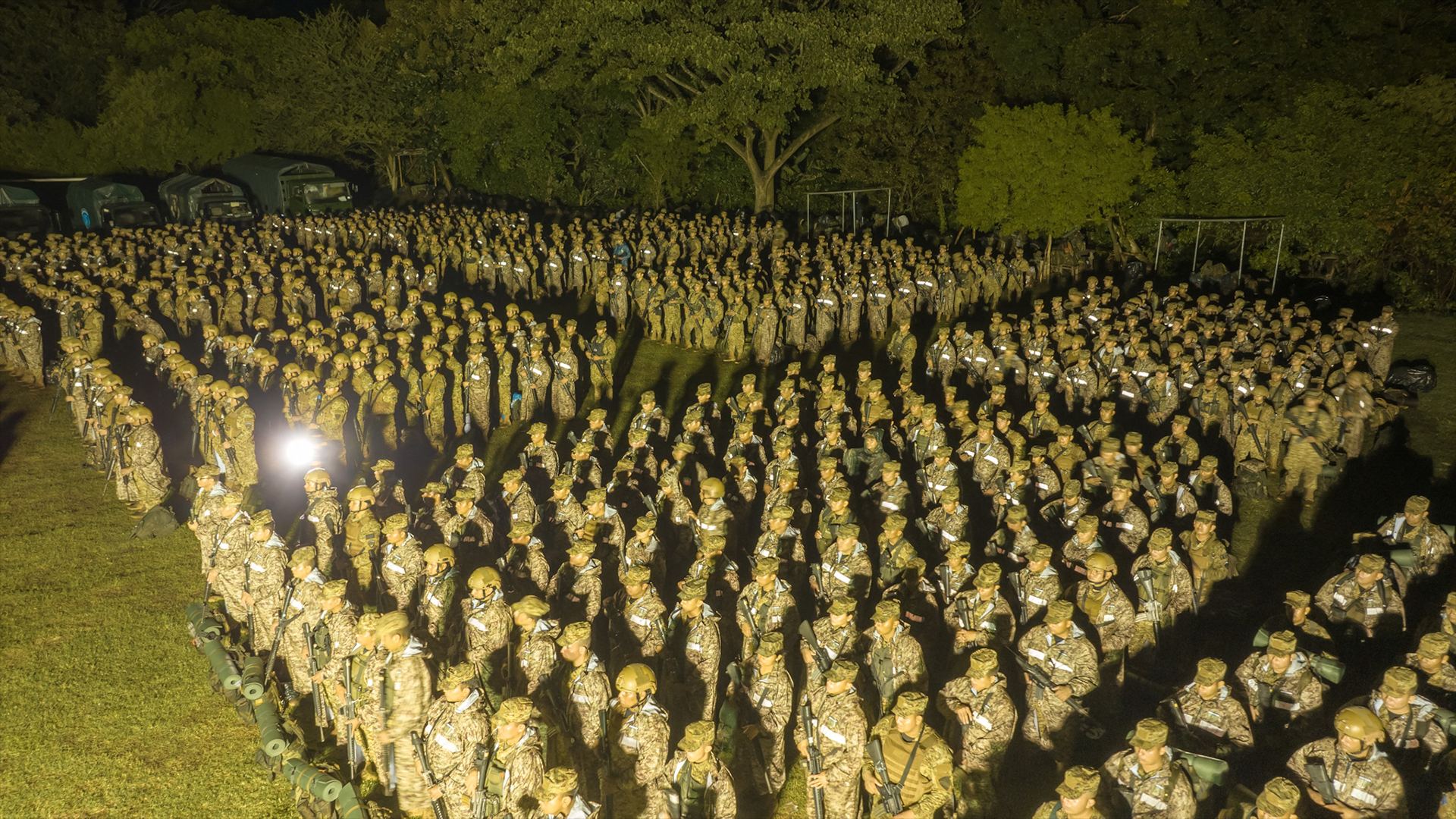 Bukele despliega 4.000 militares en busca de pandilleros en El Salvador