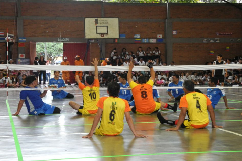 En Cali se disputa torneo de voleibol para discapacitados