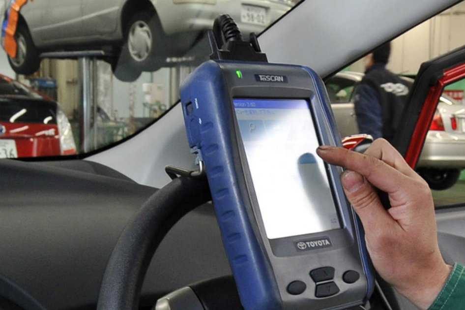 Frenos ABS y Airbags serán obligatorios a partir de 2017: Mintransporte