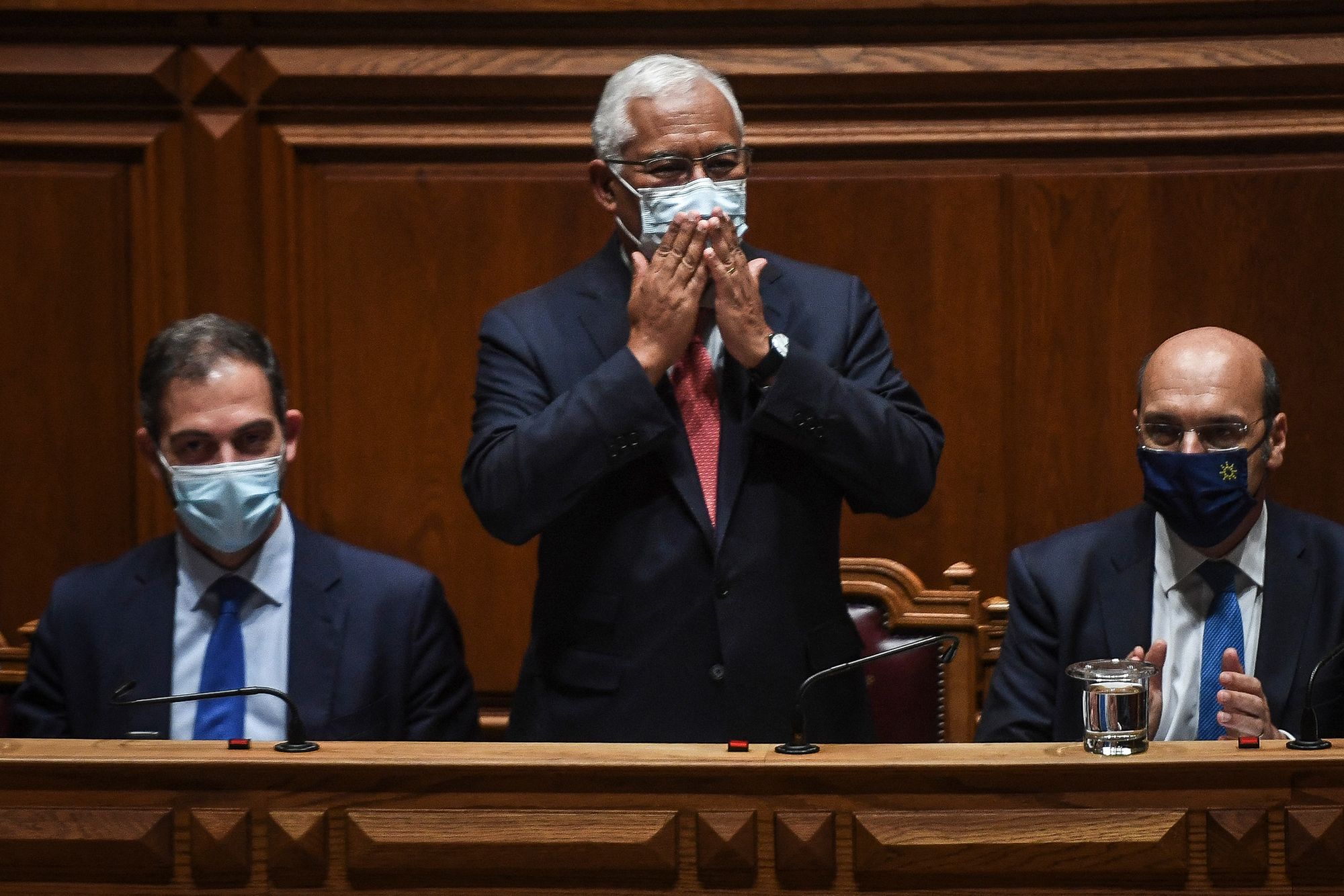 El presidente portugués consulta a los partidos sobre legislativas anticipadas