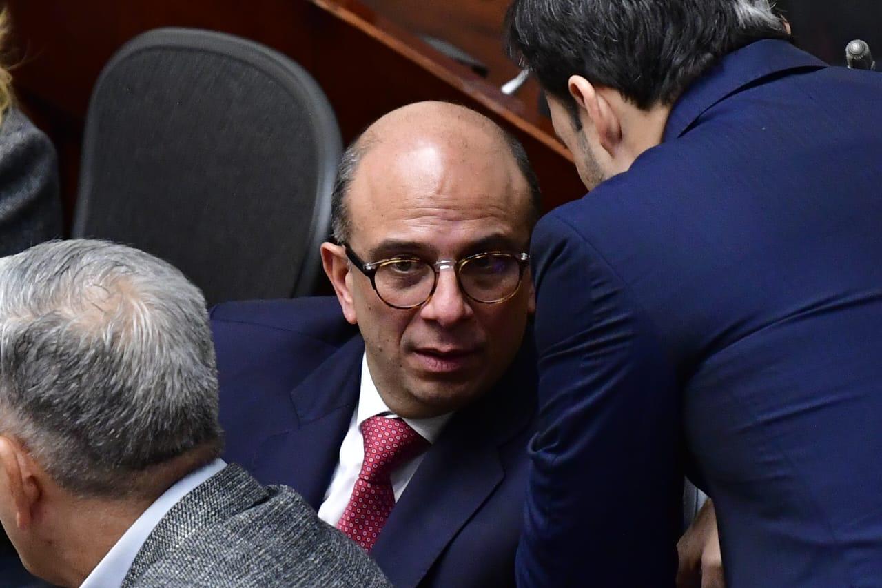 ¿Quién es Carlos Camargo, el nuevo magistrado de la Corte Constitucional?