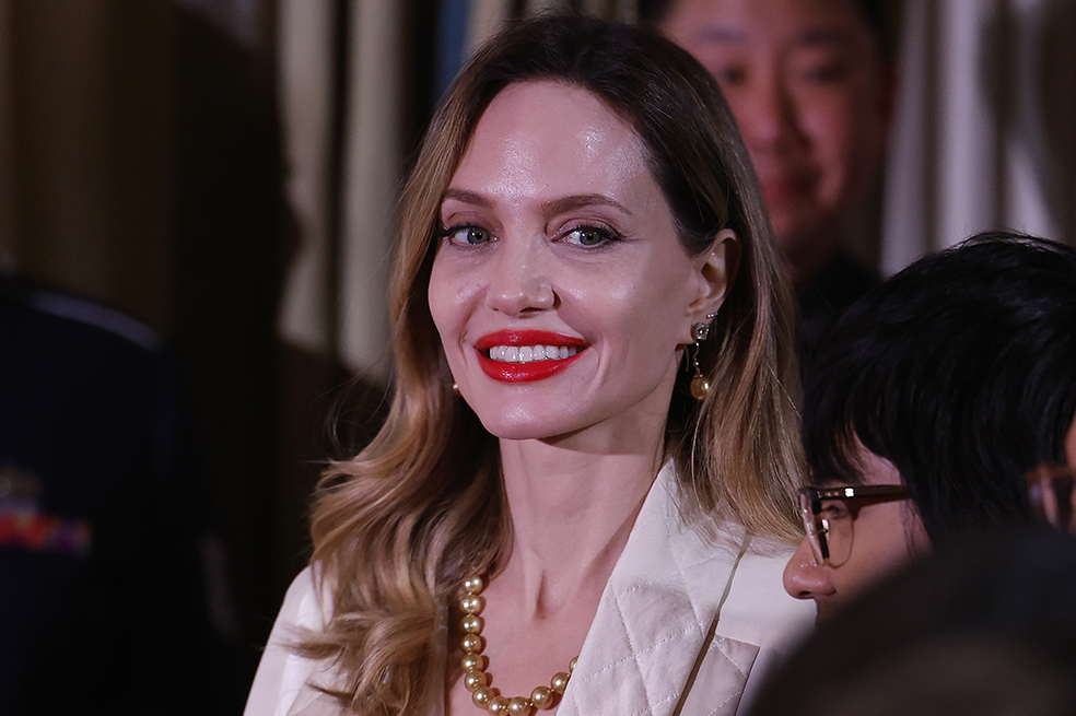 Angelina Jolie critica Hollywood y asegura que “no es un lugar sano”