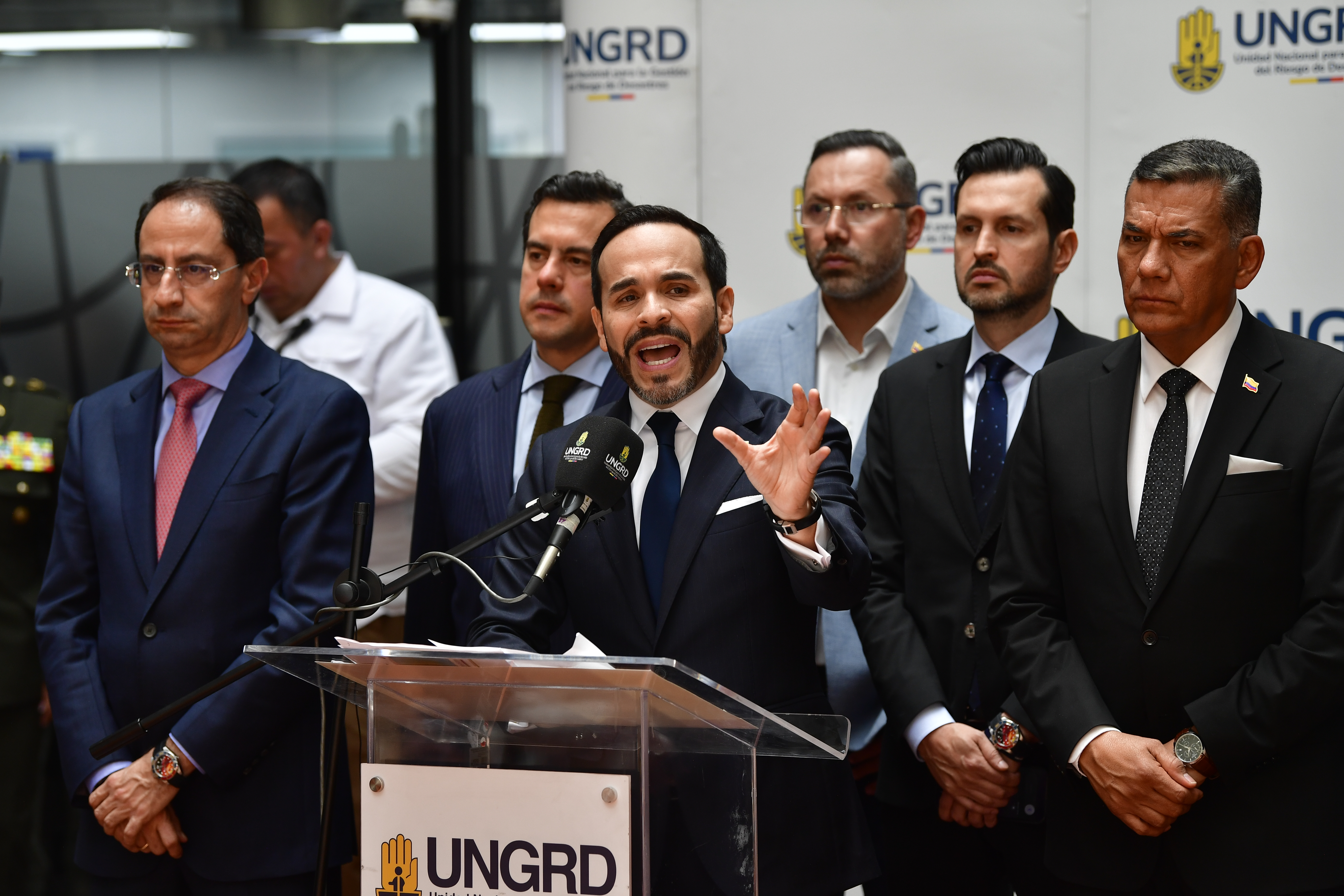 Presidente de Colombia durante el comité de emergencia realizado en la UNGRD tras el terremoto en Colombia que afectó a zonas como Cali, Manizales, Pereira y Chocó