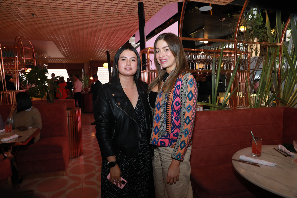 Danna García y Marcela Díaz.