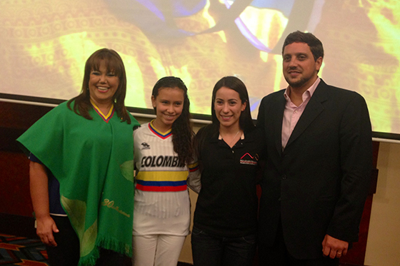 Mariana Pajón subastó la camiseta que usó cuando recibió el Oro Olímpico