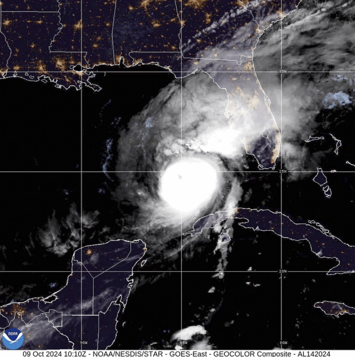 Huracán Milton se acerca a la Florida con vientos máximos de 250 kilómetros por hora