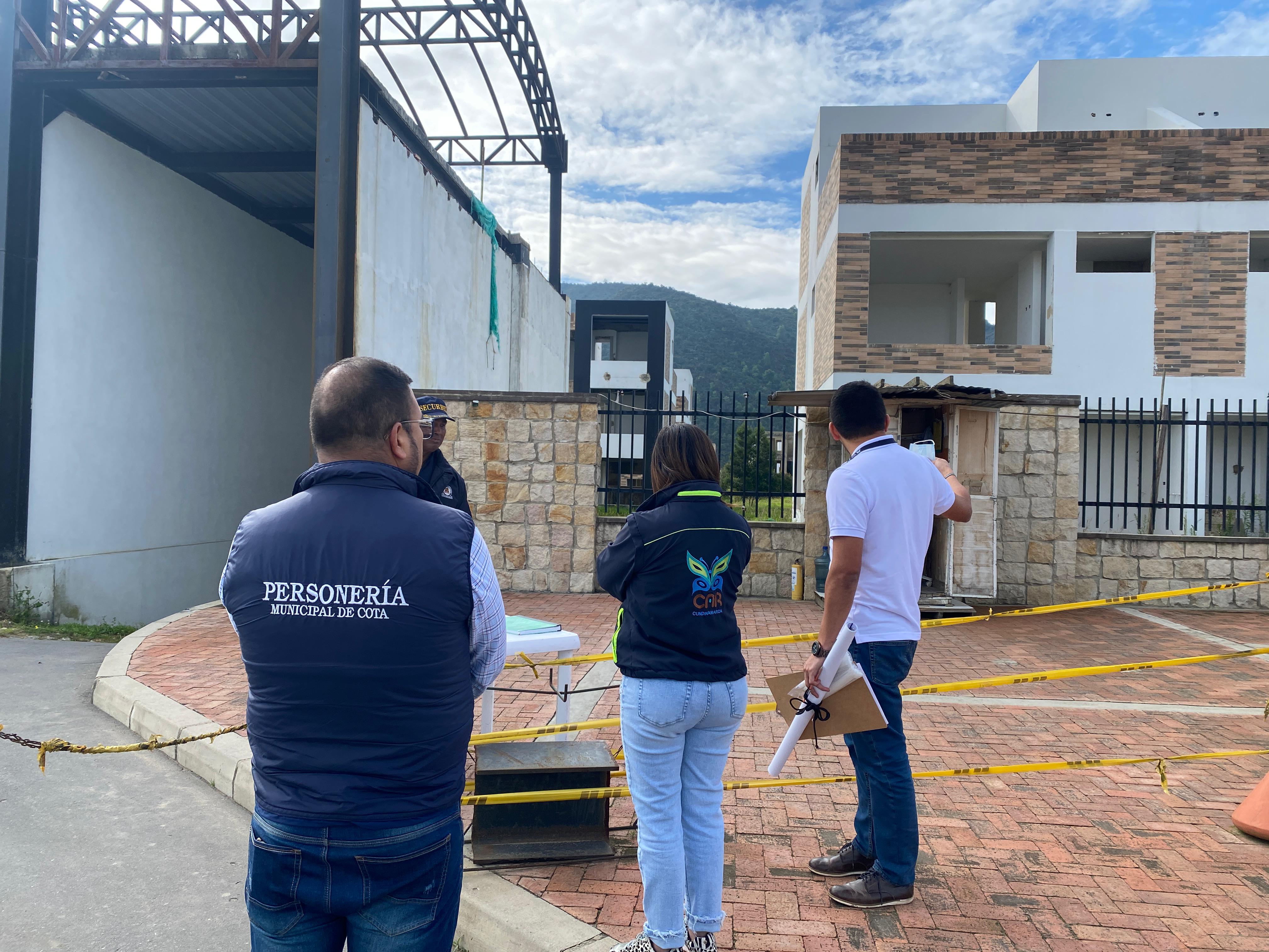 CAR suspendió obras en un conjunto residencial de Cota por impacto ambiental