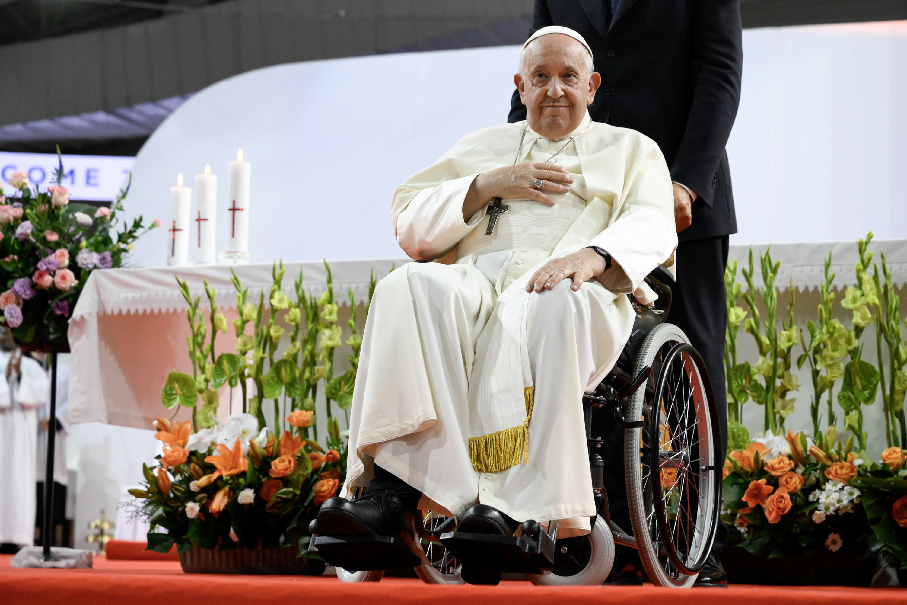 Papa Francisco exalta el diálogo entre religiones desde Mongolia