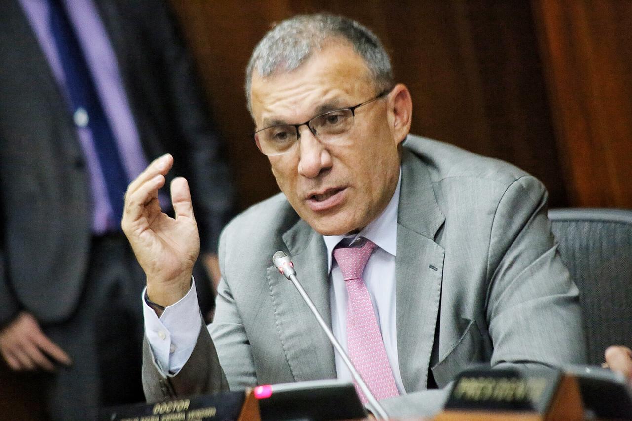 “A los políticos cómplices del paramilitarismo les digo: no teman a la verdad”: Roy Barreras