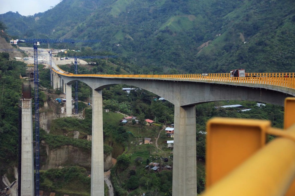 Segunda calzada entre Combeima y el Valle del Cocora estará lista en mayo