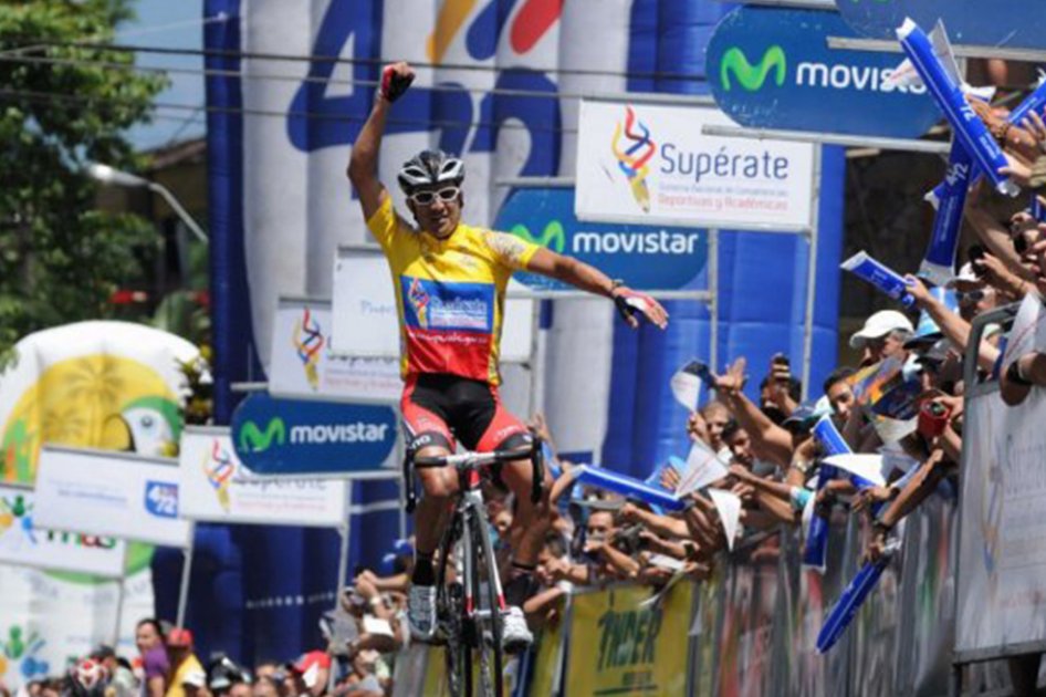 Félix Cárdenas se adjudicó la novena etapa de la Vuelta a Colombia