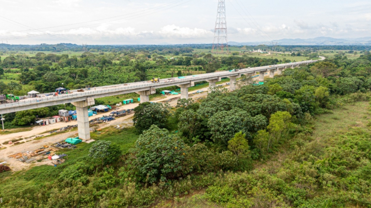 Puente que conectará a Antioquia y Santander tiene 97 % de avance