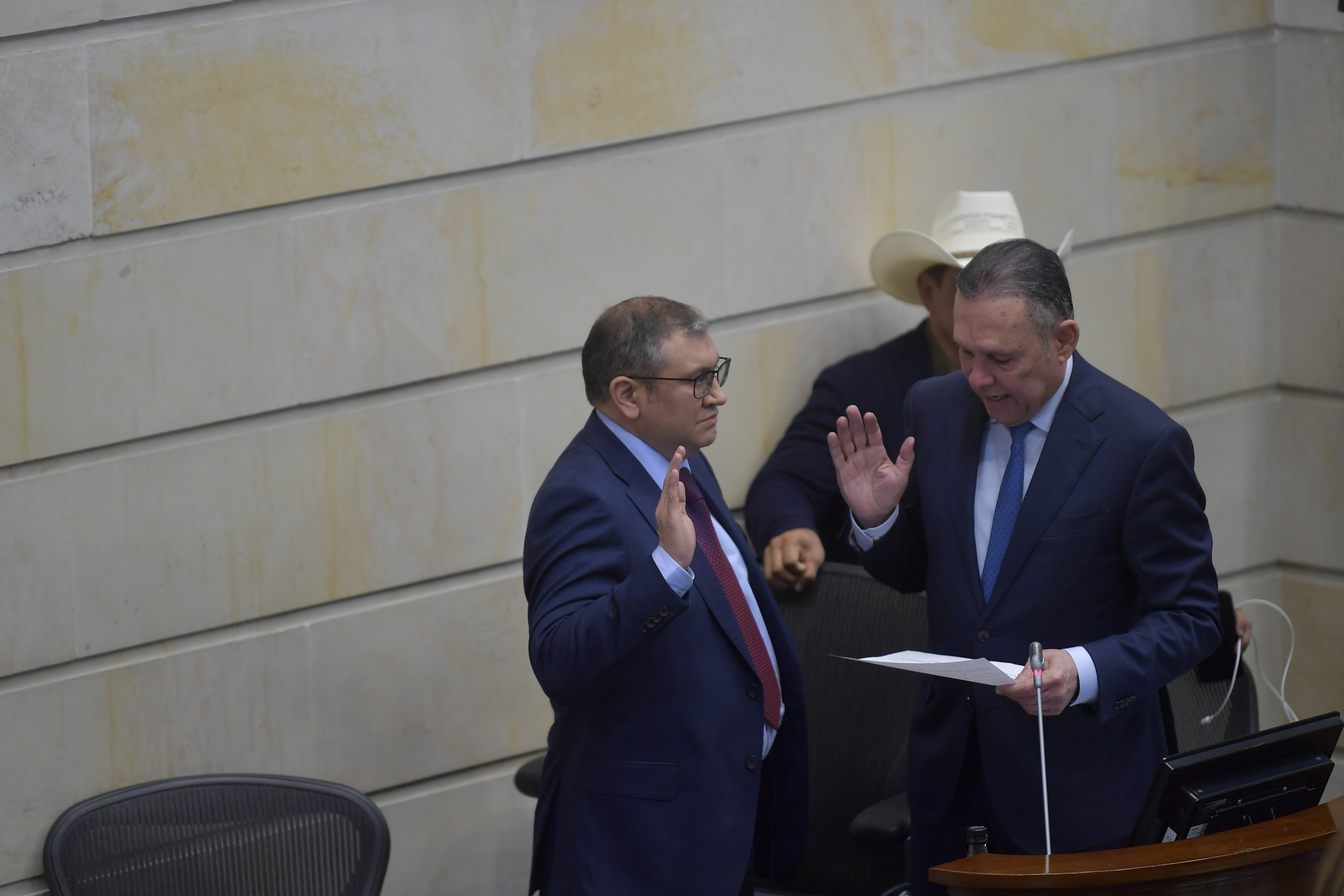 Elección de Miguel Polo Rosero como Magistrado en reemplazo del togado Antonio José Lizarazo en la Corte Constitucional, en la plenaria del Senado.