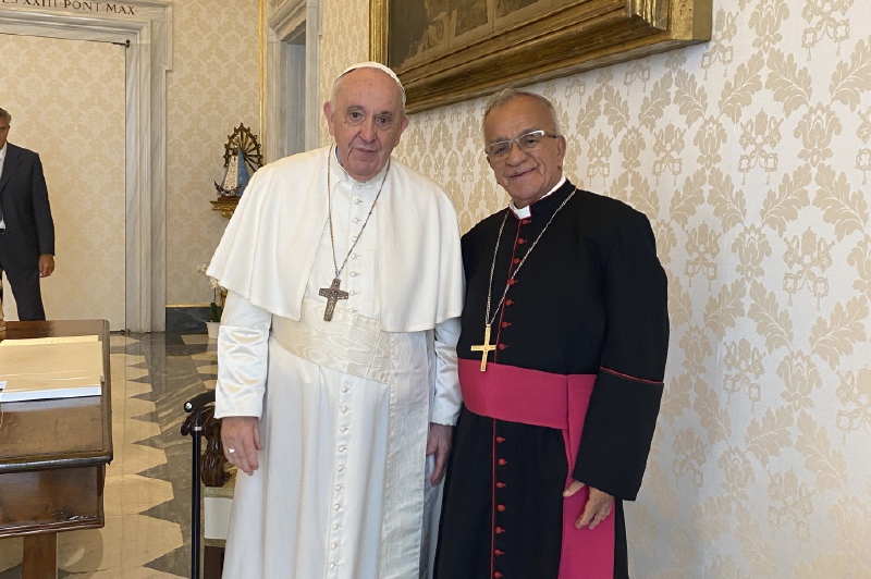 “Monseñor Jiménez, el papa lo hizo cardenal”