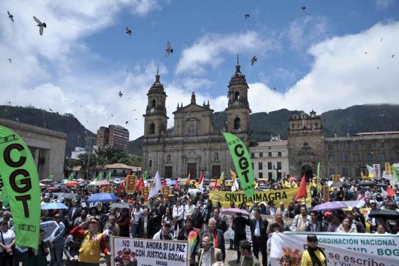 Gremios convocan a paro el 19 de marzo