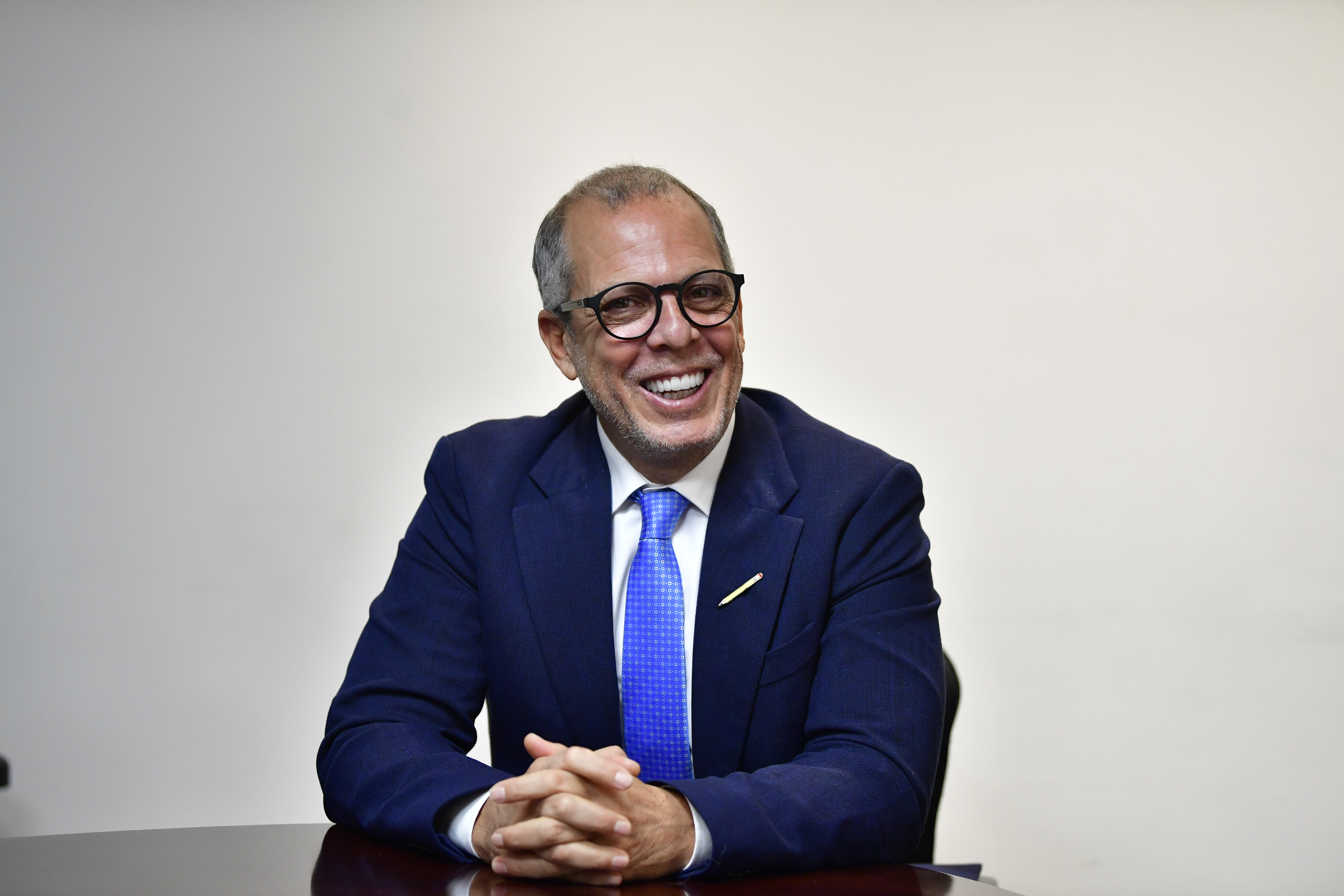 Jefe de Despacho de la Presidencia durante entrevista para El Espectador