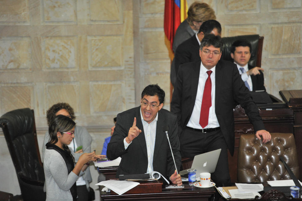 ¿Una tributaria a ‘pupitrazo’?
