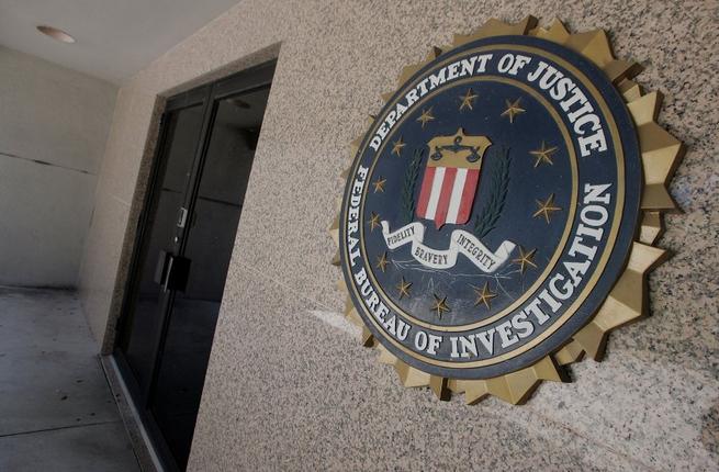 FBI calificó como “excesivamente grande” el número de espías rusos en EE. UU.