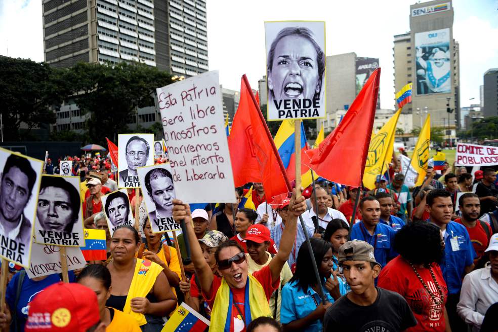 ¿Por qué la apatía de los venezolanos a seis días de las elecciones regionales?