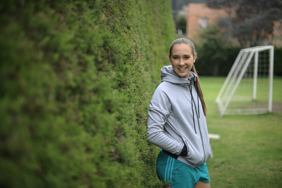 Nicole Regnier sufrió lesión de tibia posterior