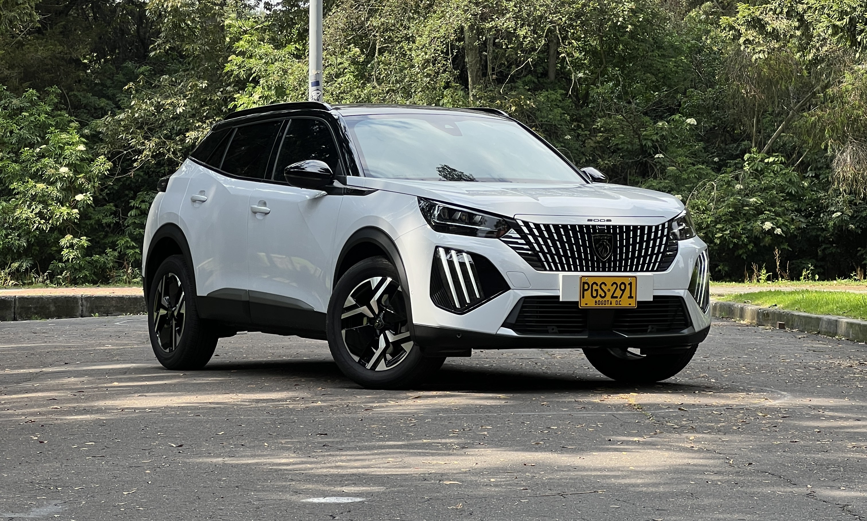 Peugeot 2008 híbrido en Colombia: ¿Por qué dicen que es el Mild Hybrid que rompe la regla?