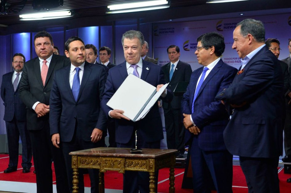 “El 50% de los condenados por corrupción no pagan un solo día de cárcel”: Santos