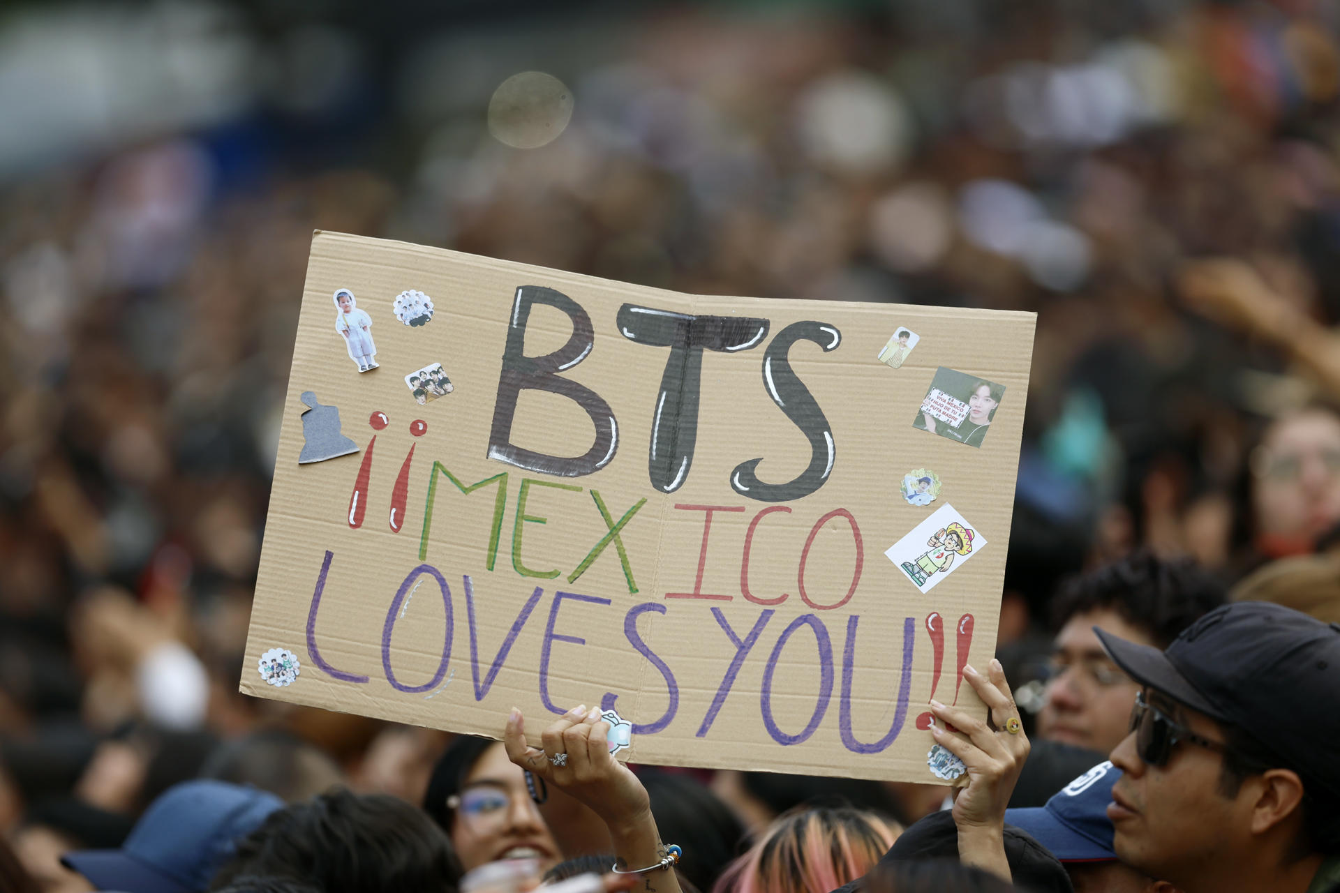 «Sur global» y «k-pop», en minúscula