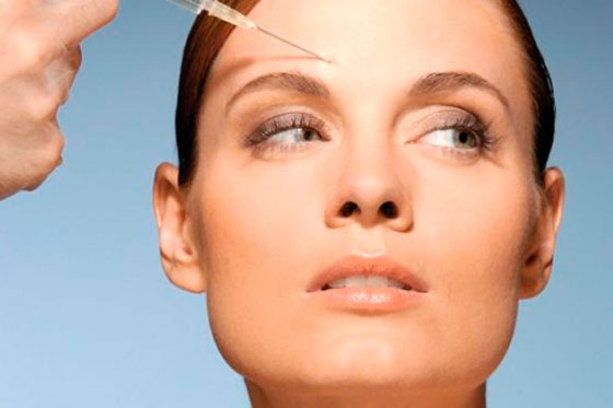 Médicos de Londres prohibirían anuncios de cirugía estética
