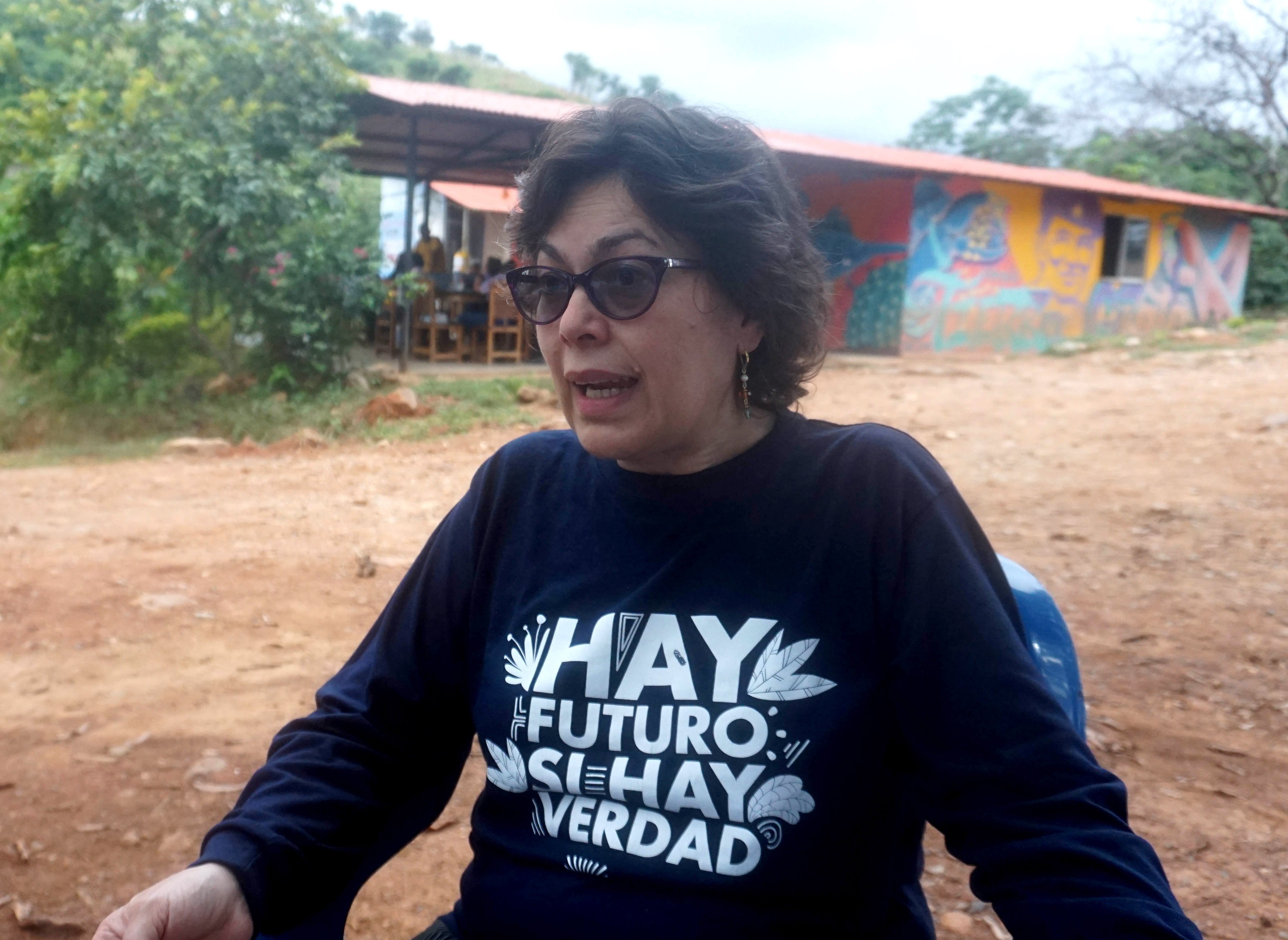 Martha Ruiz, comisionada de la verdad.