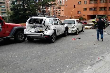 10 heridos dejó accidente en la vía a La Calera