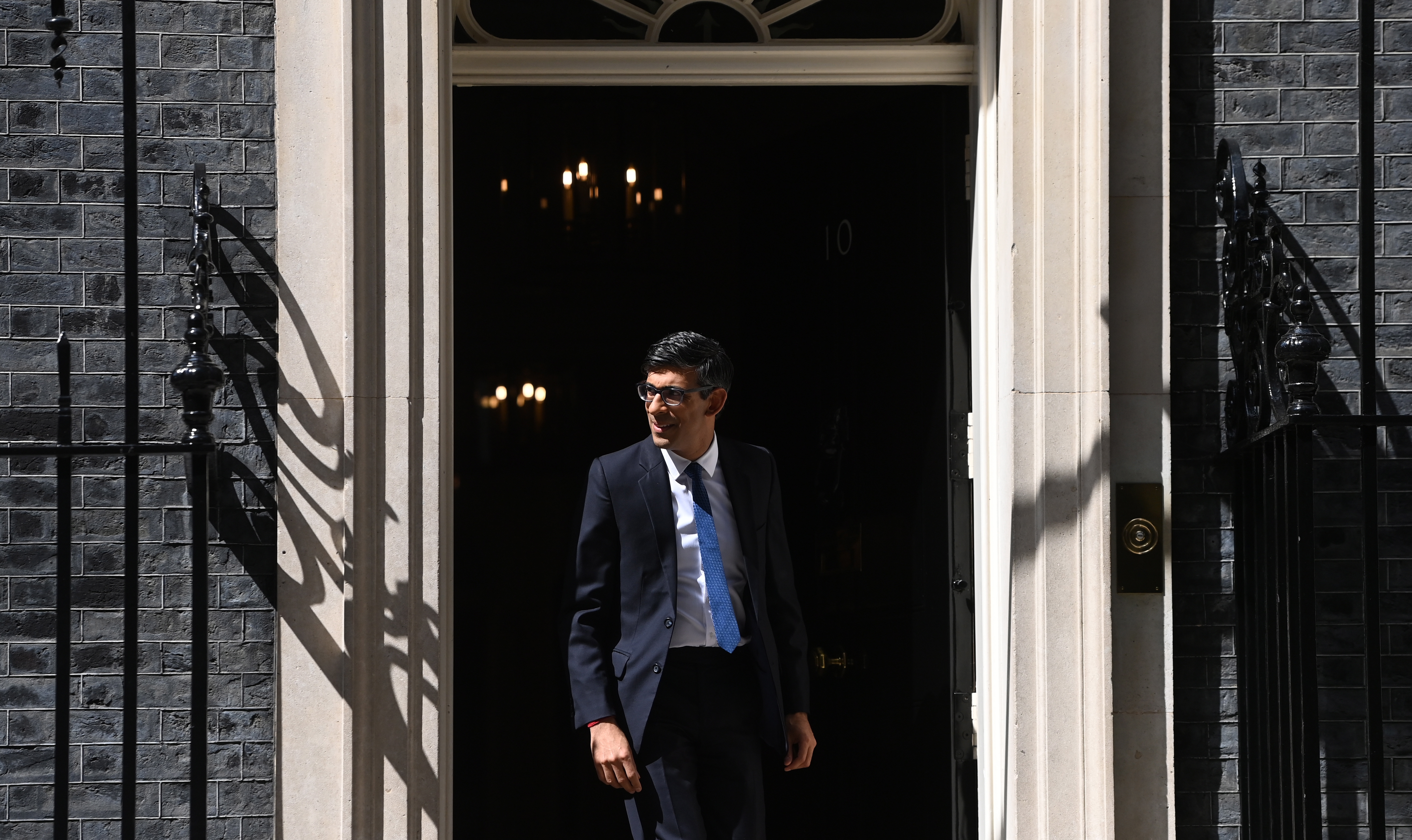 Reino Unido: conservadores perdieron 2 escaños, pero mantienen el de Boris Johnson