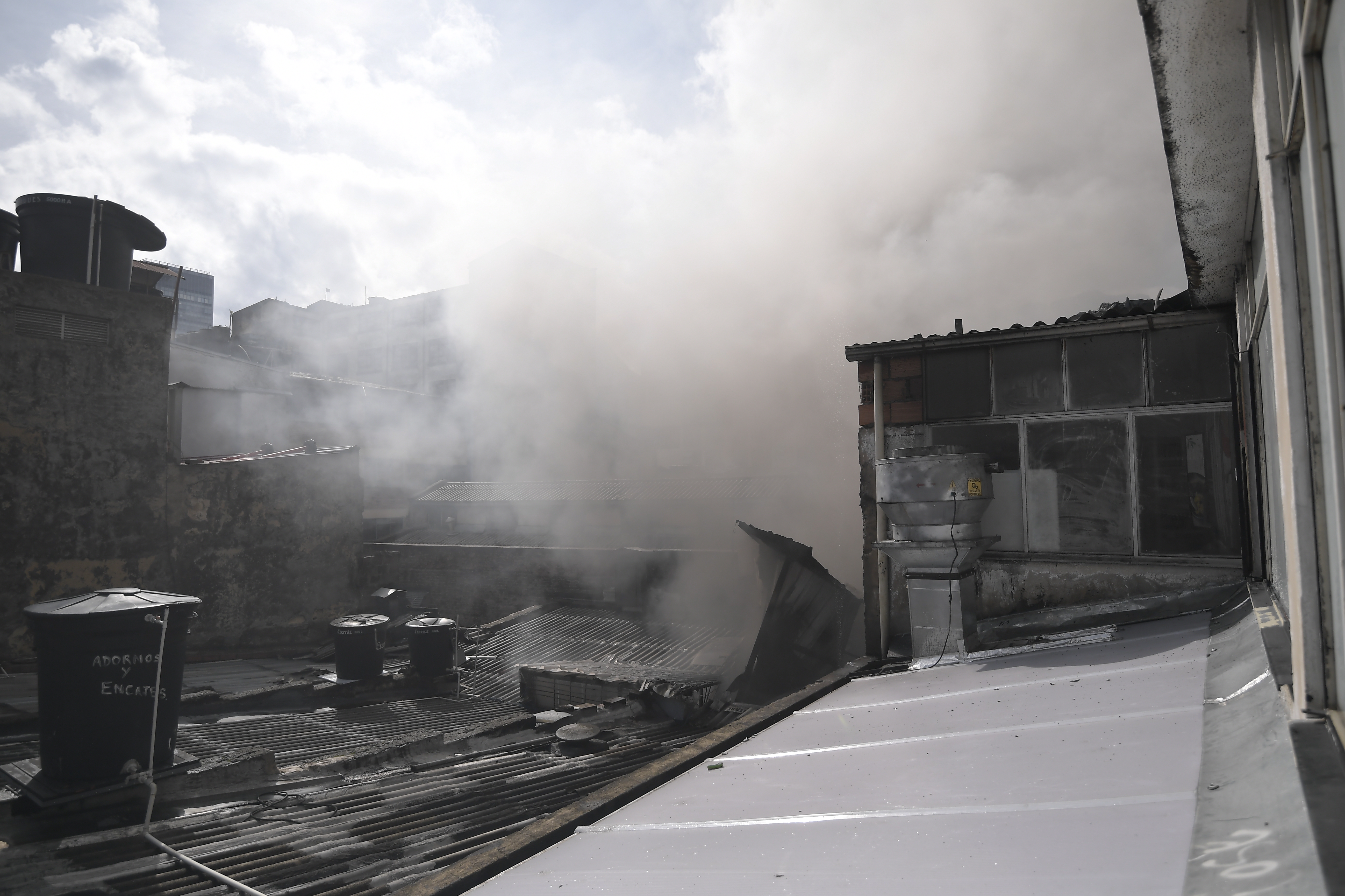 Movilidad hoy, 18 de noviembre: explosión en fábrica de Suba dejó 6 heridos