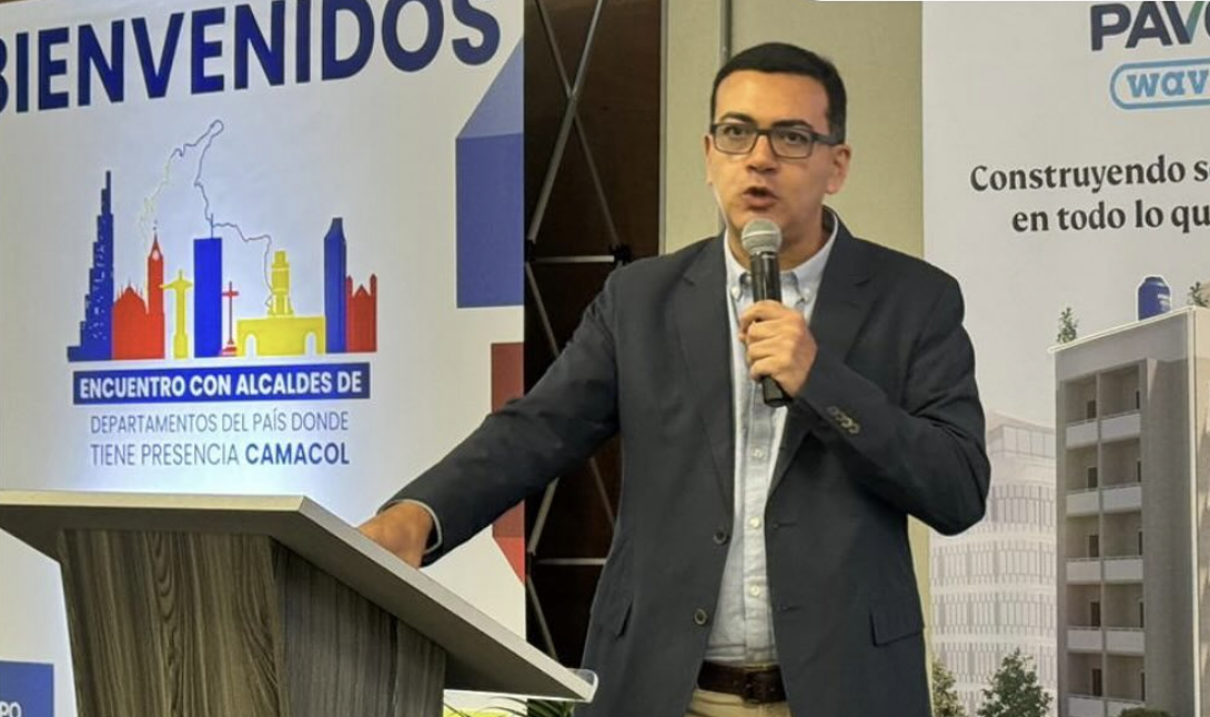 Julián Buitrago llega oficialmente a la dirección del Departamento Nacional de Planeación