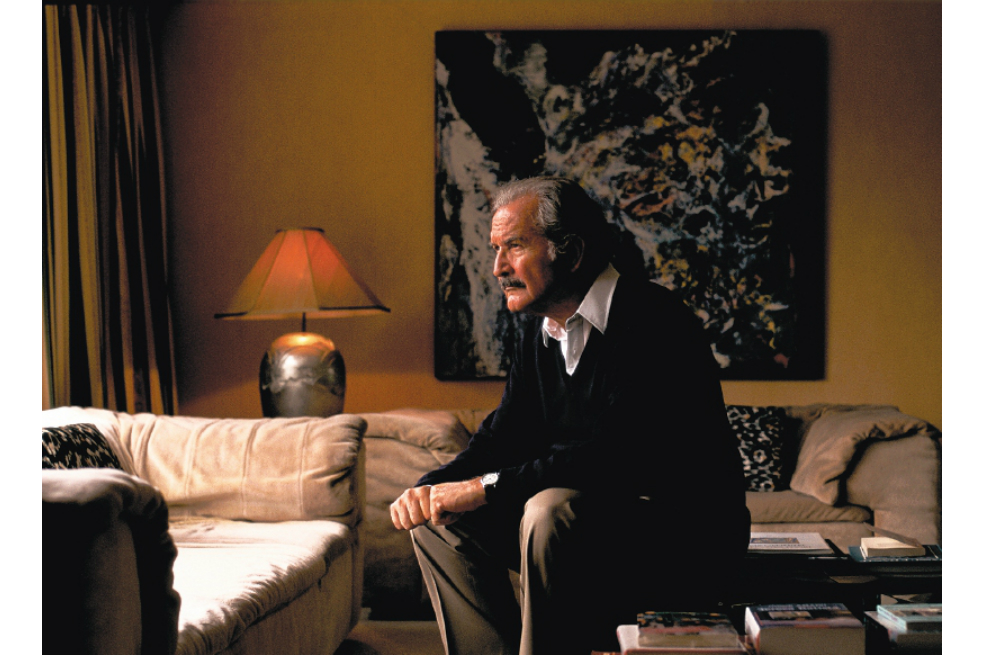 Carlos Fuentes, autor de “Aura”, “La muerte de Artemio Cruz” y “La región más transparente”. / Getty Images