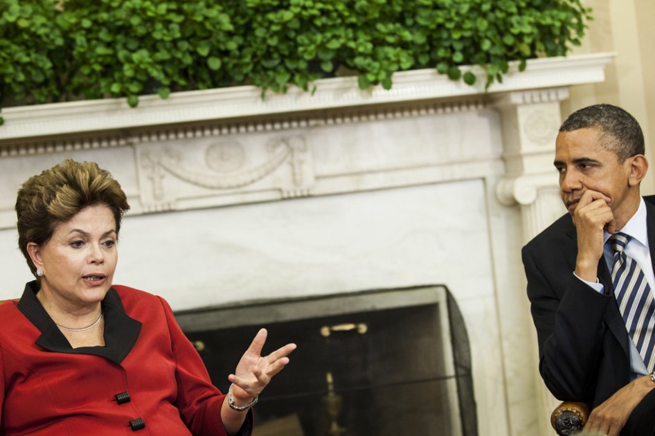 La mandataria brasileña Dilma Rousseff y el mandatario estadounidense Barack Obama./ AFP