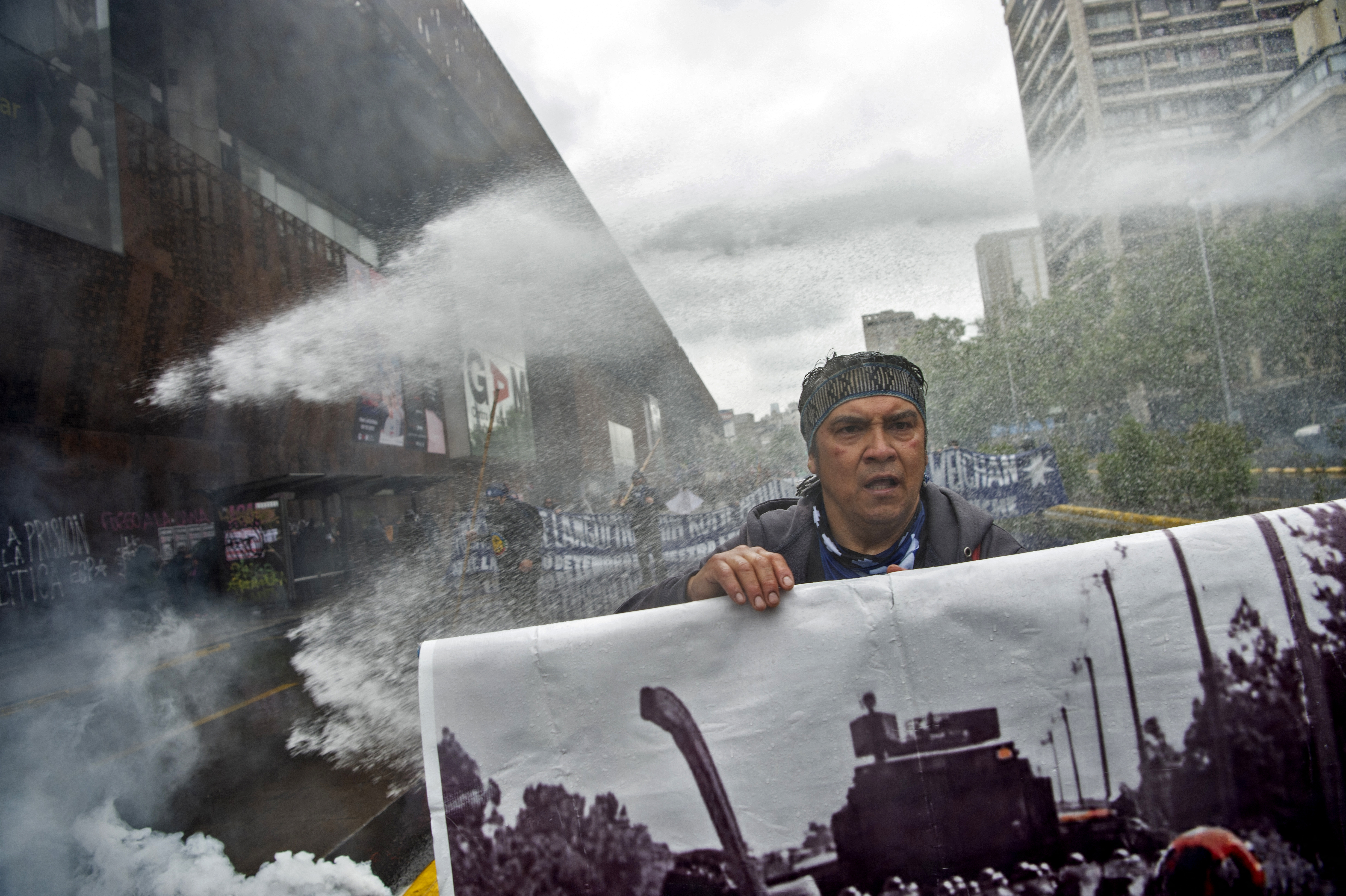 En fotos: la marcha mapuche que resultó en enfrentamientos con la policía en Chile