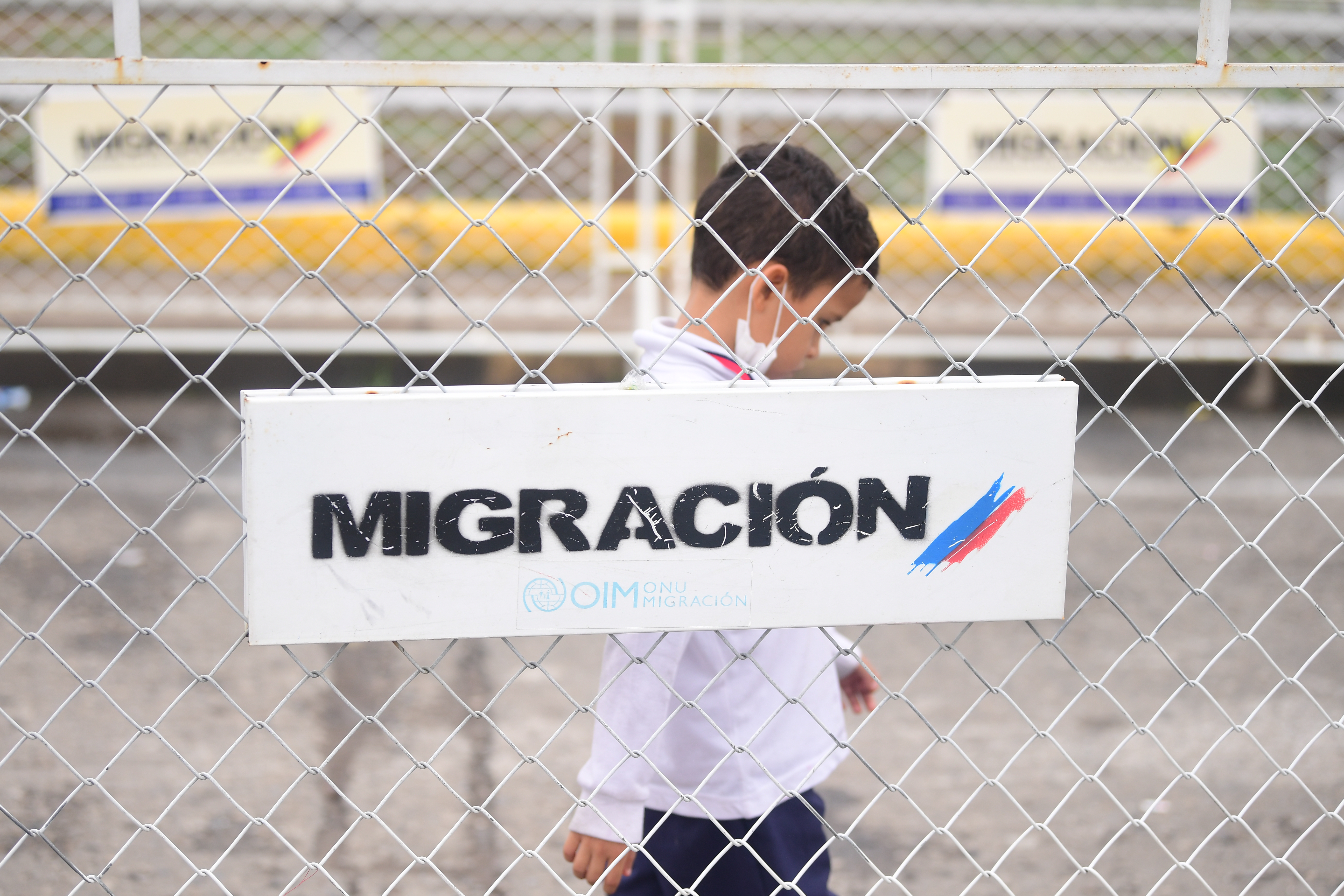 Entre el miedo y la esperanza: migrar sin compañía en la infancia o adolescencia
