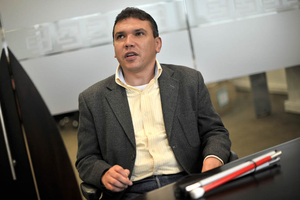 Primer invidente candidato a magistrado de Corte Constitucional