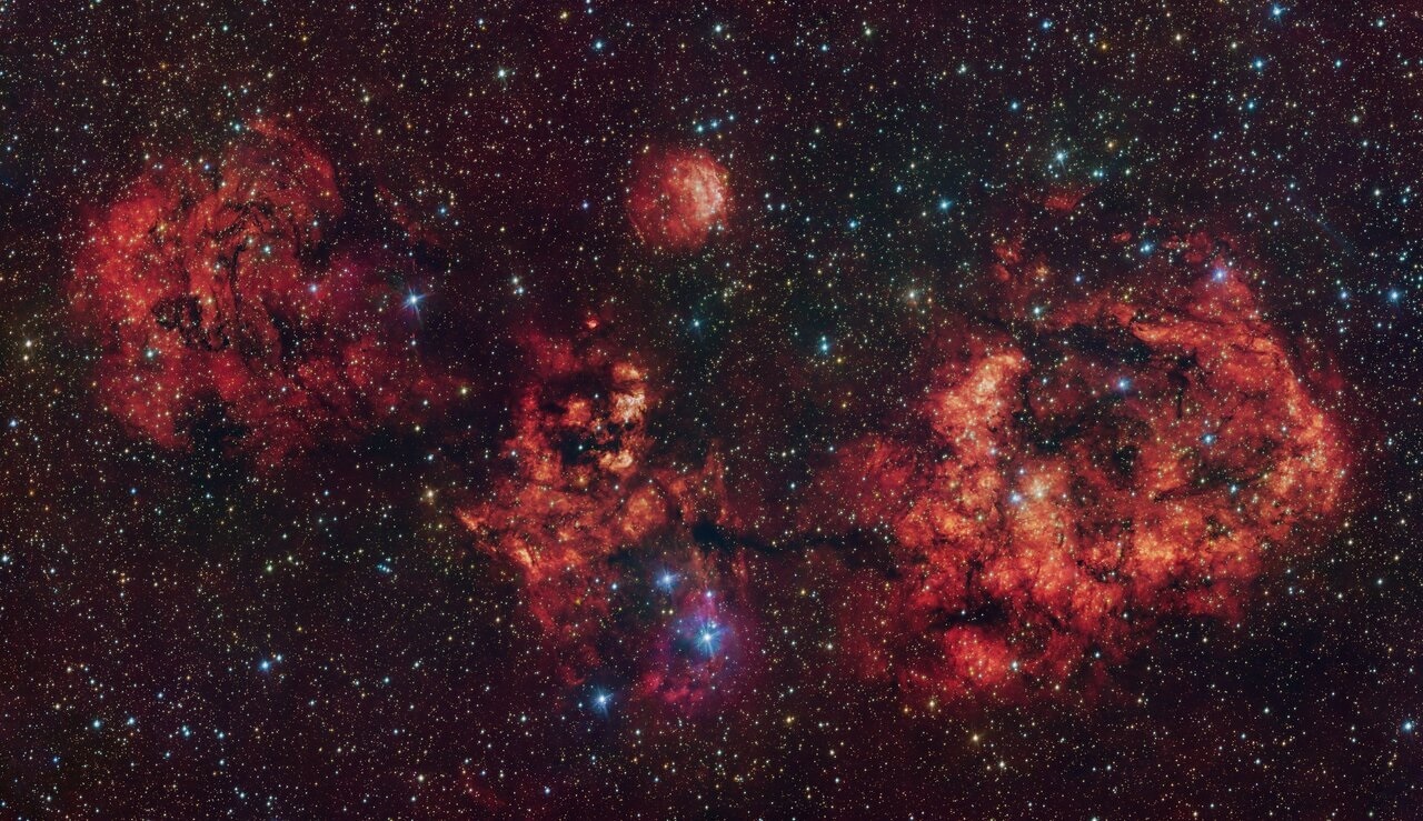 Así se ve una nube estelar con forma de murciélago captada por telescopio europeo