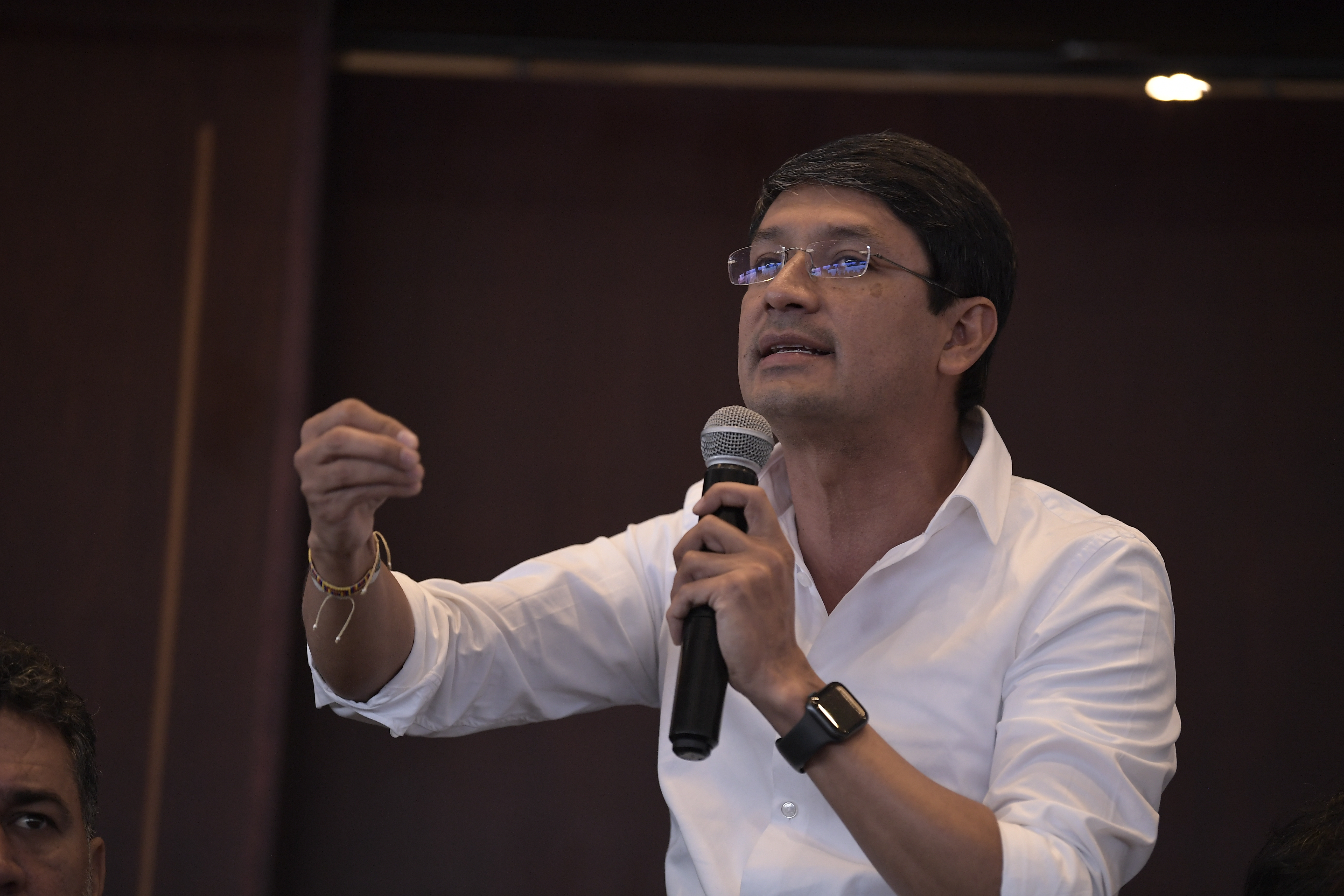 Renunció Camilo Romero, embajador en Argentina