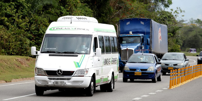 Gobierno modificará el decreto que regula al transporte especial